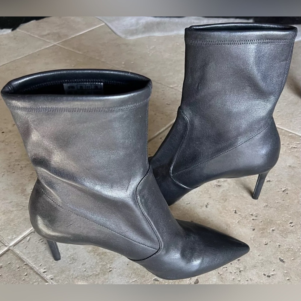 Stuart Weitzman Ankle Stretch Black Leather Pointed Toe 85mm Booties Shoes 10.5 - Picture 3 of 13